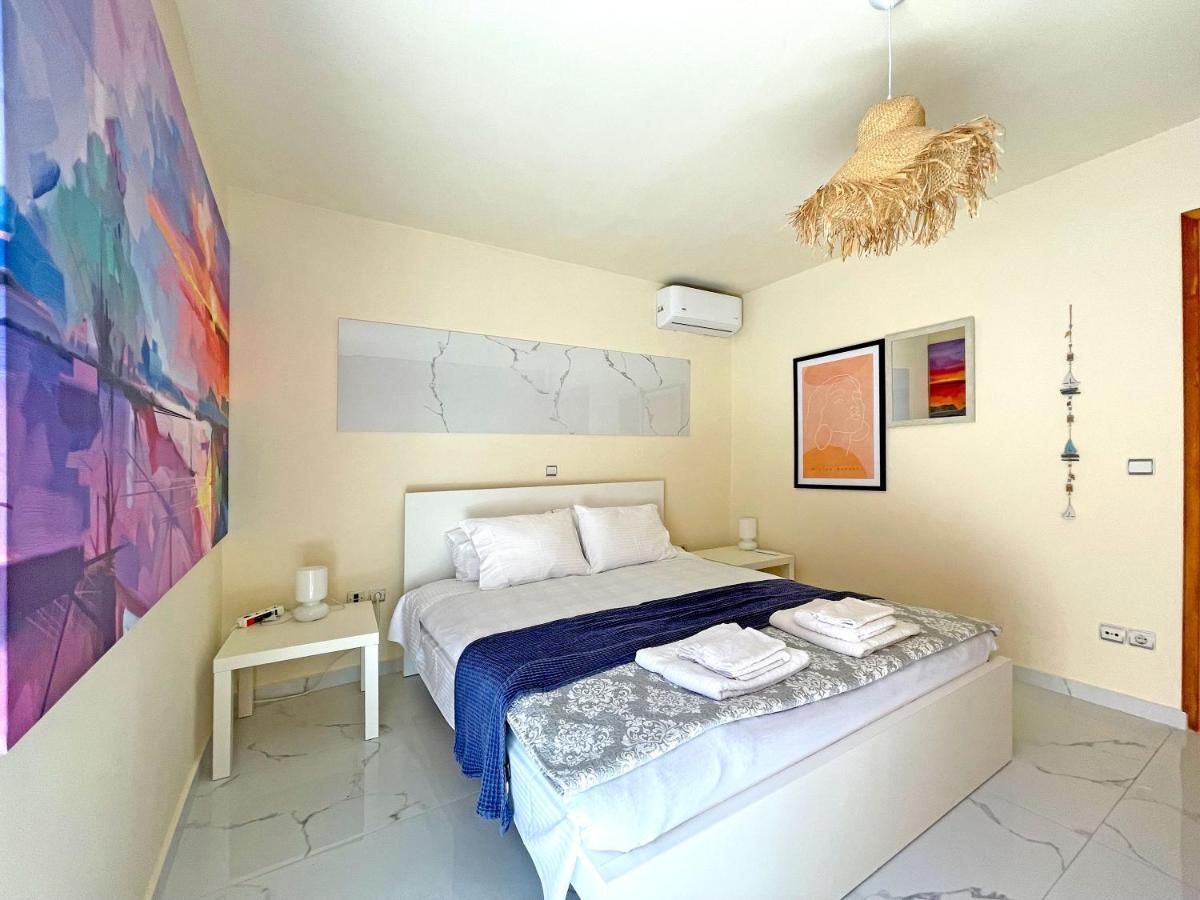 New Luxurious Apartment - 1 Minute From Elli Beach Rhodes City Exterior foto